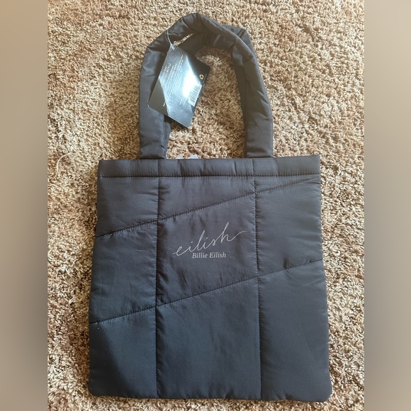 Limited Edition Billie Eilish Puffy 90s Style Black Signature Tote Bag NWT - Picture 1 of 5